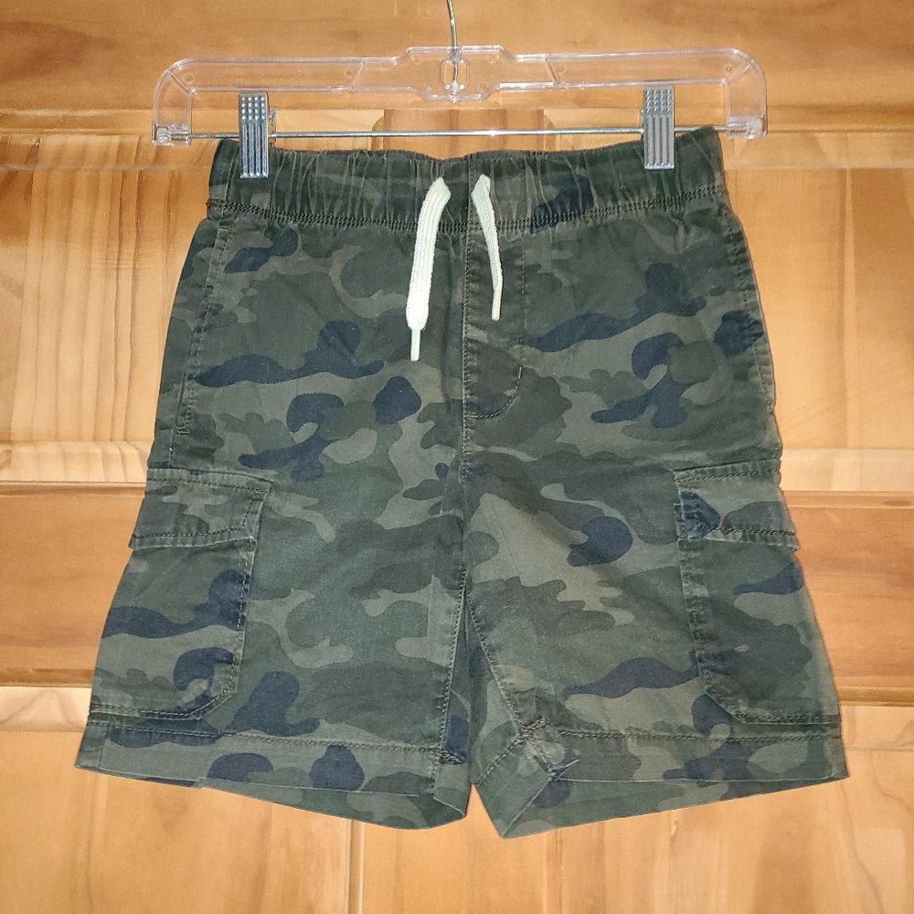 5/$20 Boys Old Navy Green Camo Cargo Shorts